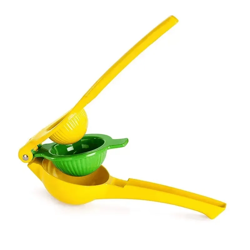 Presse citron manuel compact pour extraire rapidement le jus de citron.